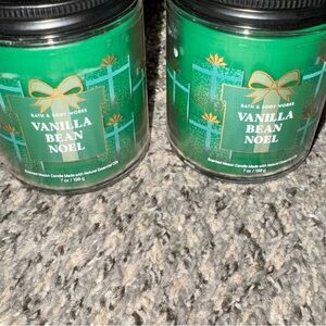 Bath & Body Works Vanilla Bean Noel Candle - Festive Green